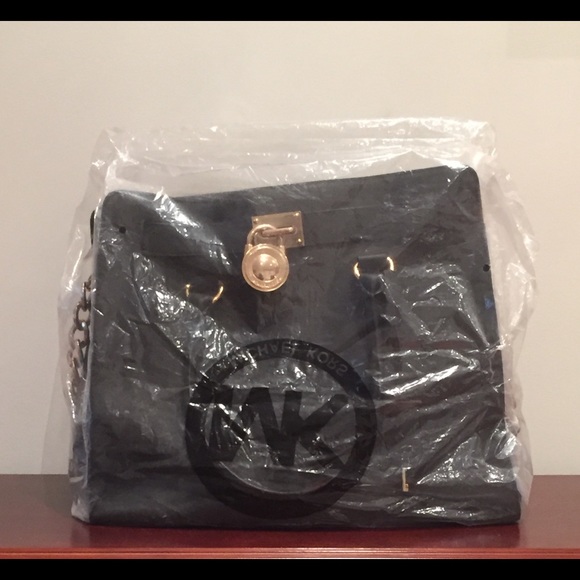 MK Original Hamilton Black Leather Satchel - Picture 3 of 8